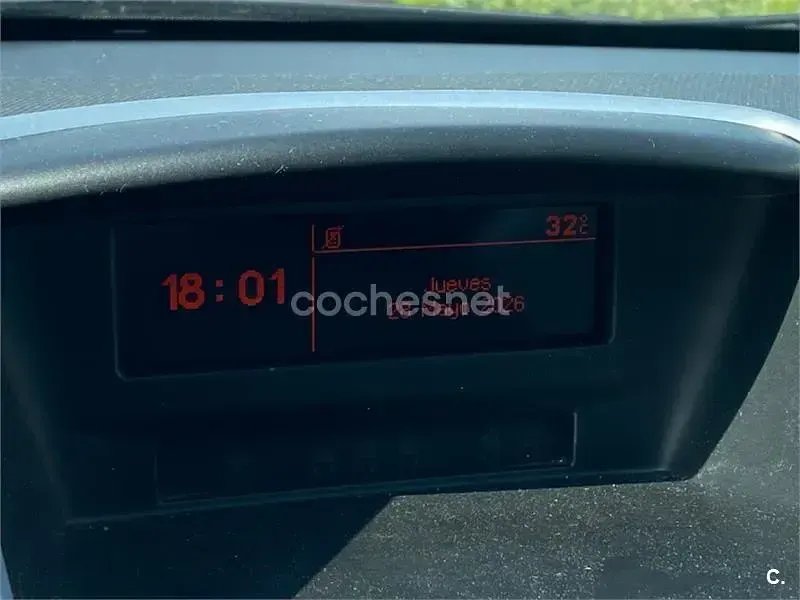 Usado Peugeot 207 Active 75 CV (55 kW) 2011 Negro Berlina