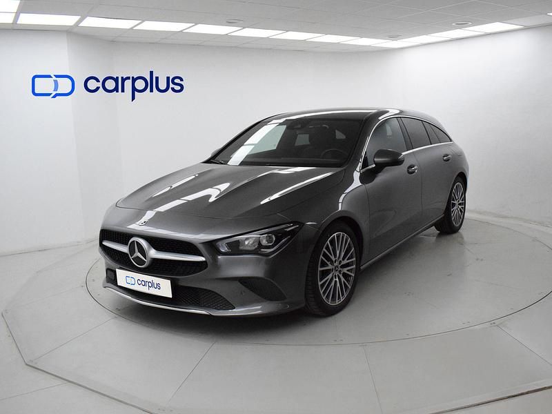 Gris montaña (metalizada) Usado 2021 Mercedes CLA200 Shooting Brake Familiar | 26.390 € (Precio justo) - Imagen 1/4