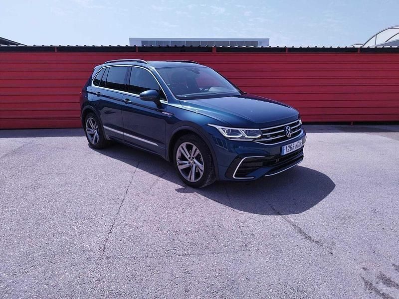 Usado VW Tiguan R-line 150 CV (110 kW) 2023 Otro SUV