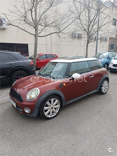 Käytetty Mini Cooper D 110 HP (80 kW) 2007 Punainen Viistoperä