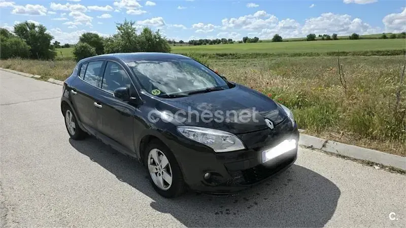 Occasion Renault Mégane Dynamique 105 PK (77 kW) 2010 Zwart Sedan
