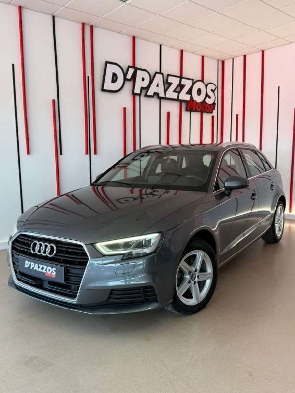 Gris Usado 2020 Audi A3 Sportback Premium Utilitario | 20.500 € (Precio justo) - Imagen 1/4