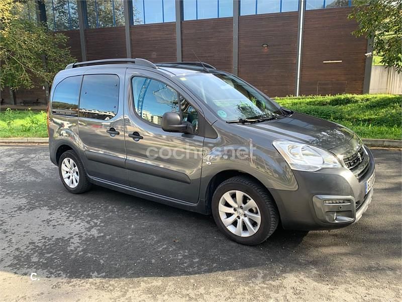 Gris / plata Usado 2016 Peugeot Partner Tepee Outdoor Monovolumen | 12.500 € (Precio justo) - Imagen 1/4