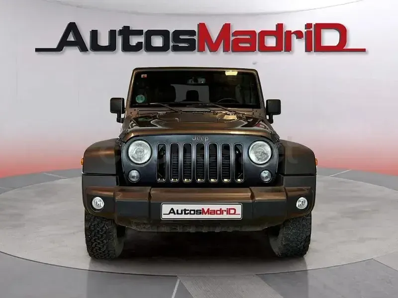 Usado Jeep Wrangler Unlimited Rubicon 200 CV (147 kW) 2018 Gris / plata SUV