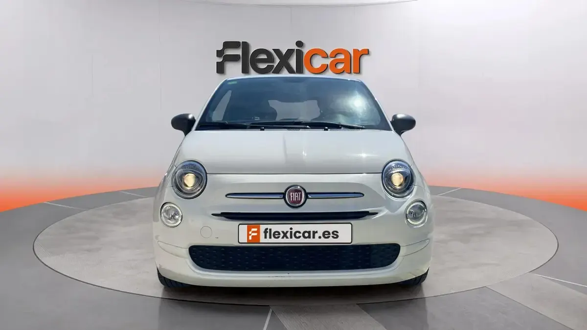 Usado Fiat 500 71 CV (52 kW) 2022 Blanco Berlina