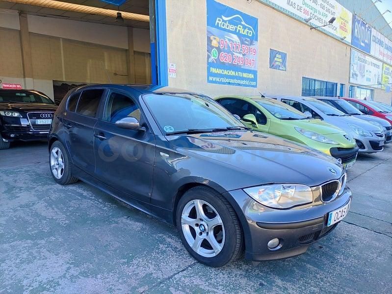 Usado BMW 118 143 CV (105 kW) 2007 Gris / plata Utilitario