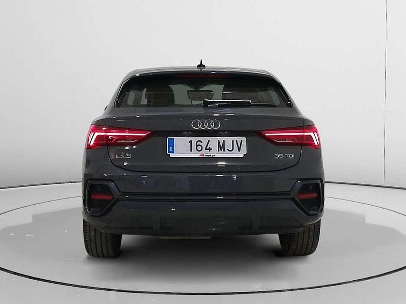 Usado Audi Q3 Advanced 151 CV (111 kW) 2023 Gris SUV