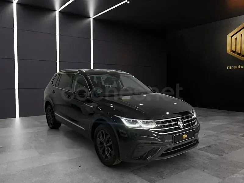 Usado VW Tiguan Allspace Life 150 CV (110 kW) 2023 Negro SUV