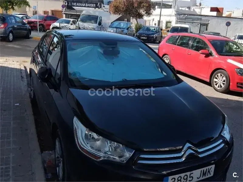 Usado Citroën C4 Live 99 CV (72 kW) 2016 Azul Berlina
