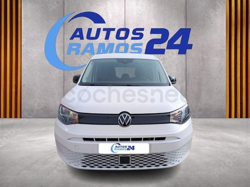 Usado VW Caddy 102 CV (75 kW) 2023 Blanco Monovolumen