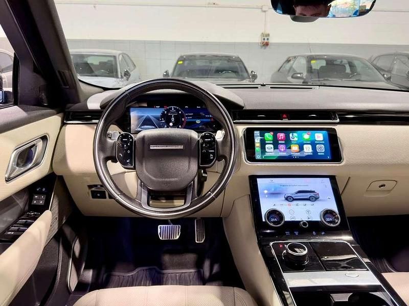 Usado Land Rover Range Rover Velar R-Dynamic 180 CV (132 kW) 2018 Negro SUV
