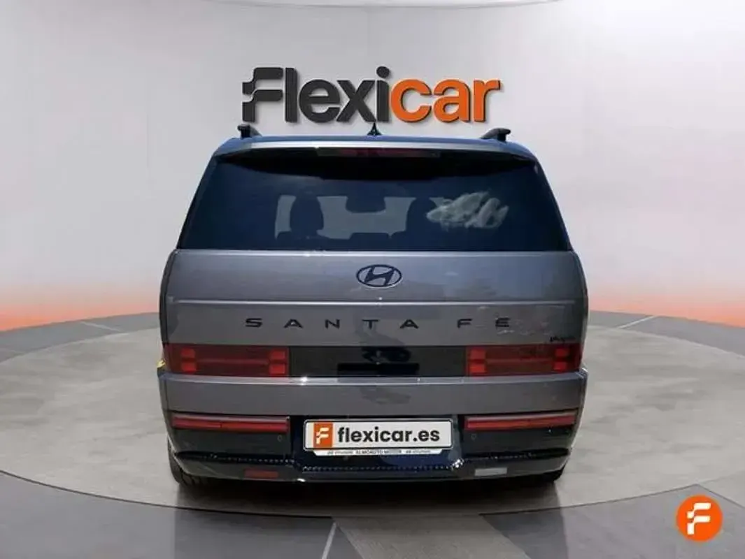 Usado Hyundai Santa Fe 288 CV (211 kW) 2025 Negro SUV