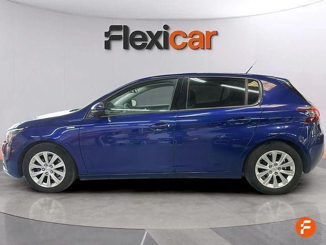 Usado Peugeot 308 Access 130 CV (95 kW) 2020 Amarillo Berlina