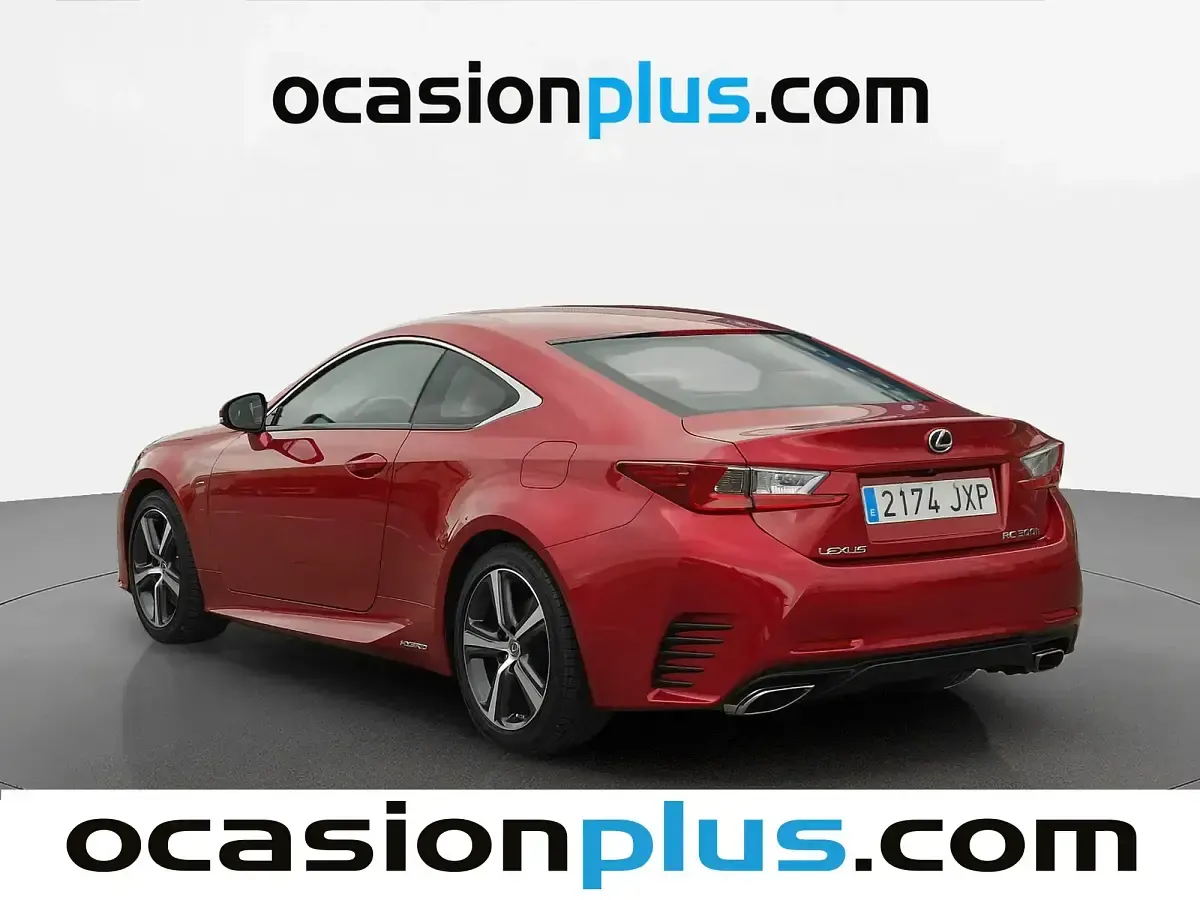 Usado Lexus RC300h Executive Line 223 CV (164 kW) 2017 Rojo Coupe