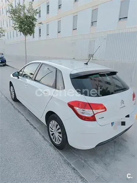 Usado Citroën C4 Business Class 99 CV (72 kW) 2016 Blanco Berlina