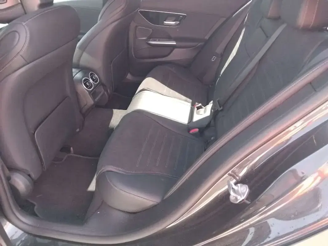 Usado Mercedes C200 163 CV (119 kW) 2022 Gris Berlina