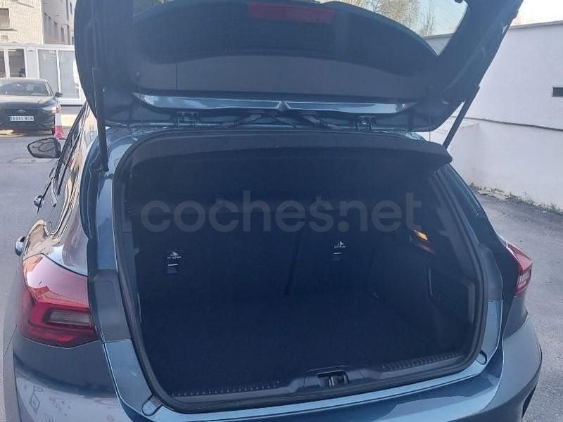 Usado Ford Focus ST-Line 125 CV (91 kW) 2025 Azul Berlina
