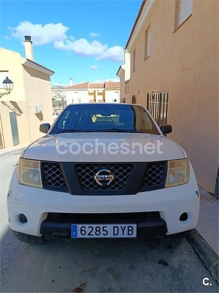 Blanco Usado 2006 Nissan Pathfinder XE SUV | 9500 € (Precio justo) - Imagen 1/4