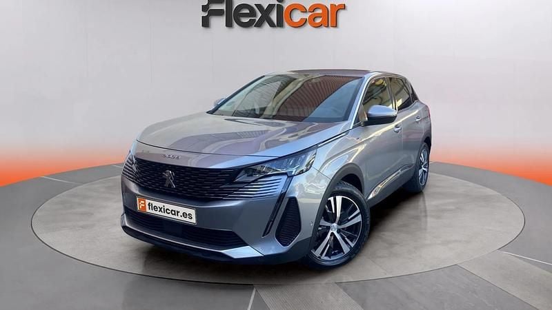 Usado Peugeot 3008 Allure 226 CV (166 kW) 2021 Gris SUV