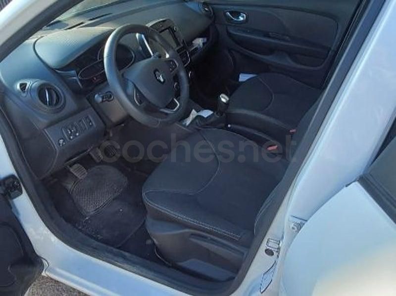 Usado Renault Clio IV LIMITED 90 CV (66 kW) 2019 Blanco Berlina