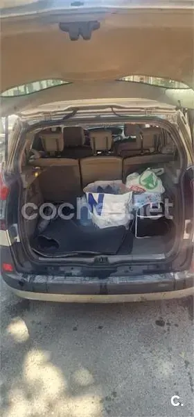 Usado Renault Scenic E-Tech 105 CV (77 kW) 2006 Gris / plata Monovolumen