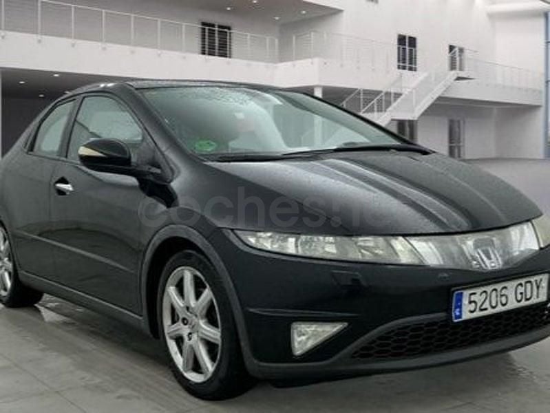 Usado Honda Civic Executive 140 CV (102 kW) 2008 Negro Berlina