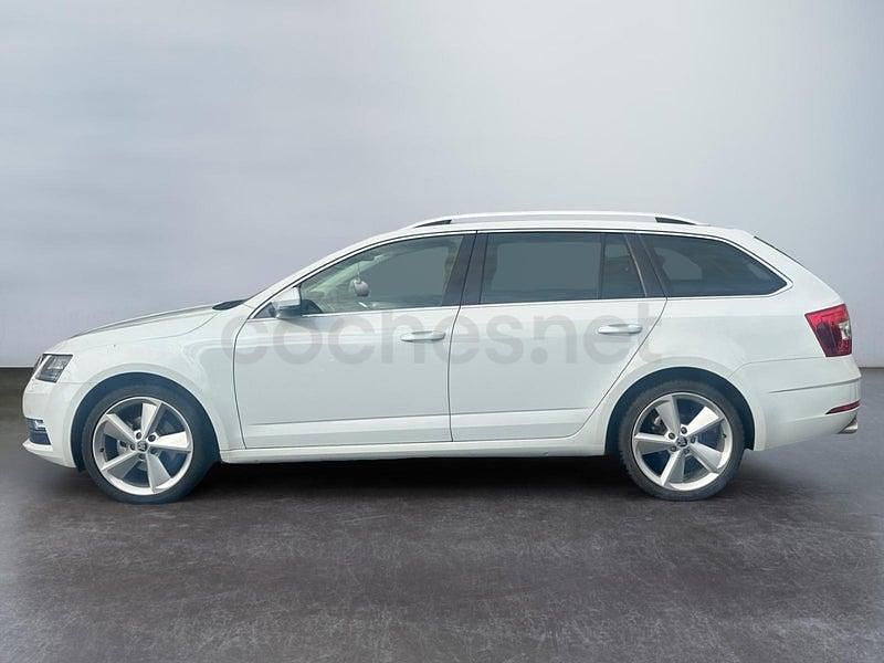 Brugt Skoda Octavia Style 150 HK (110 kW) 2017 Hvid Stationcar