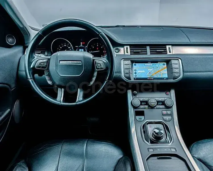 Usado Land Rover Range Rover evoque SE 150 CV (110 kW) 2017 Gris / plata SUV