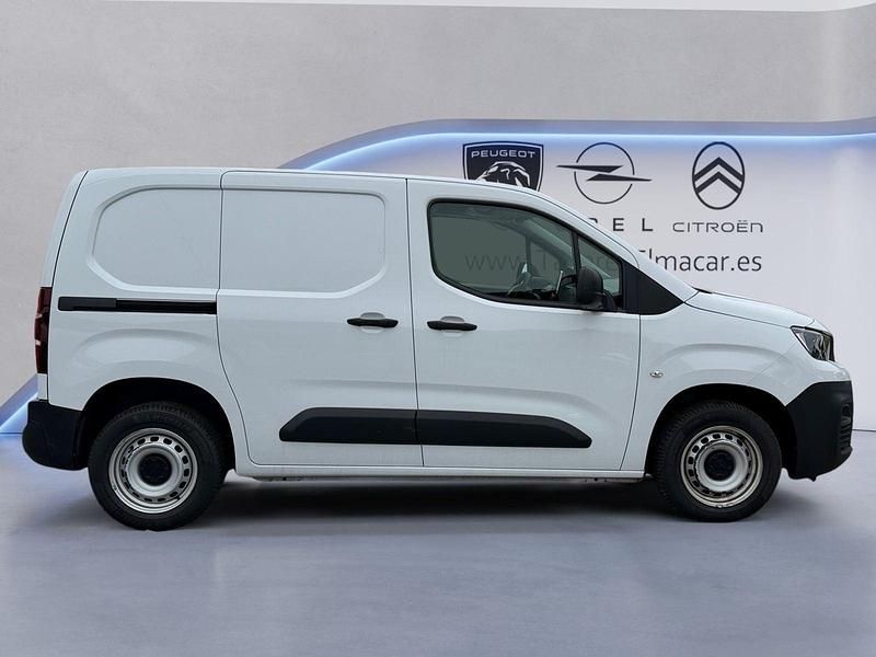 Usado Peugeot Partner 102 CV (75 kW) 2023 Blanco Monovolumen
