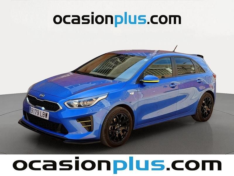 Usado Kia Ceed 101 CV (74 kW) 2019 Azul Utilitario