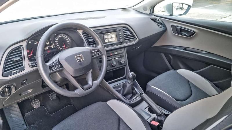 Usado Seat Leon SC Reference 90 CV (66 kW) 2014 Gris Utilitario