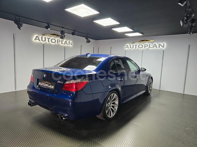 Usado BMW M5 507 CV (372 kW) 2005 Azul Berlina