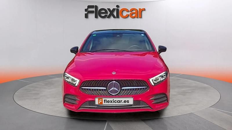 Usado Mercedes A180 116 HP (85 kW) 2019 Vermelho Sedan