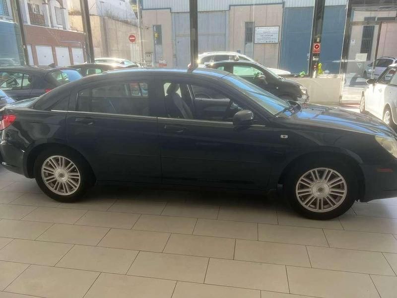 Usado Chrysler Sebring Limited 140 CV (102 kW) 2009 Azul Berlina