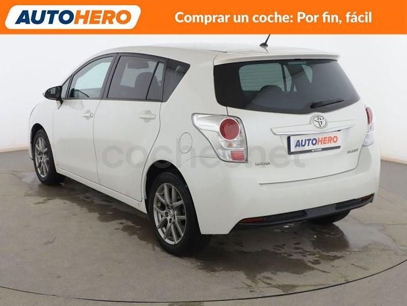 Usado Toyota Verso Advance 132 CV (97 kW) 2014 Blanco Monovolumen