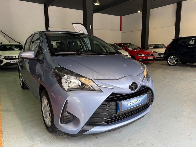 Occasion Toyota Yaris Active 111 ch (81 kW) 2018 Bleue Berline