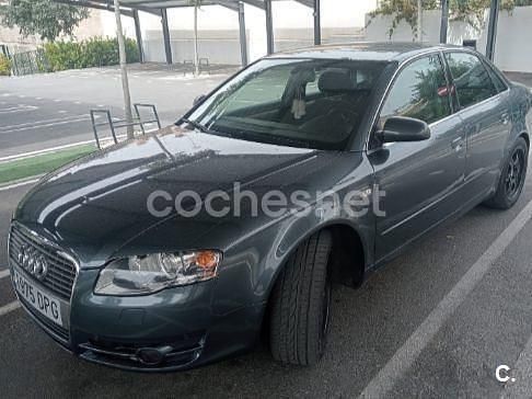 Gris / plata Usado 2005 Audi A4 Berlina | 4200 € (Precio justo) - Imagen 1/4