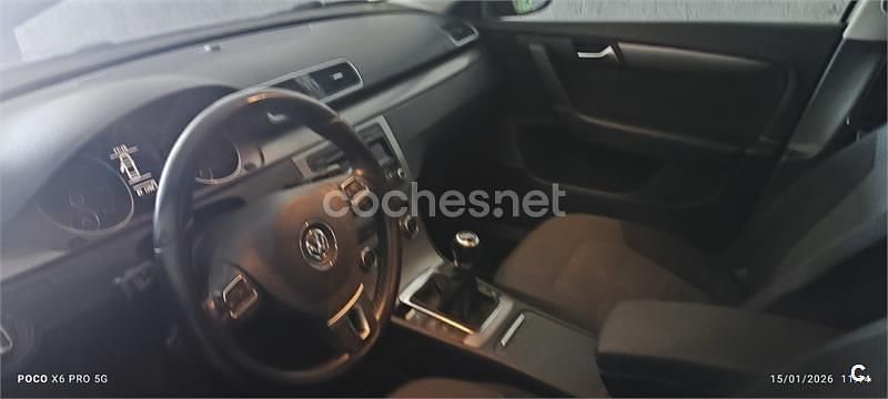 Usado VW Passat 105 CV (77 kW) 2012 Beige Berlina