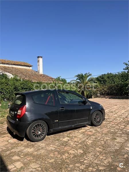 Negro Usado 2005 Citroën C2 Utilitario | 5800 € - Imagen 1/4