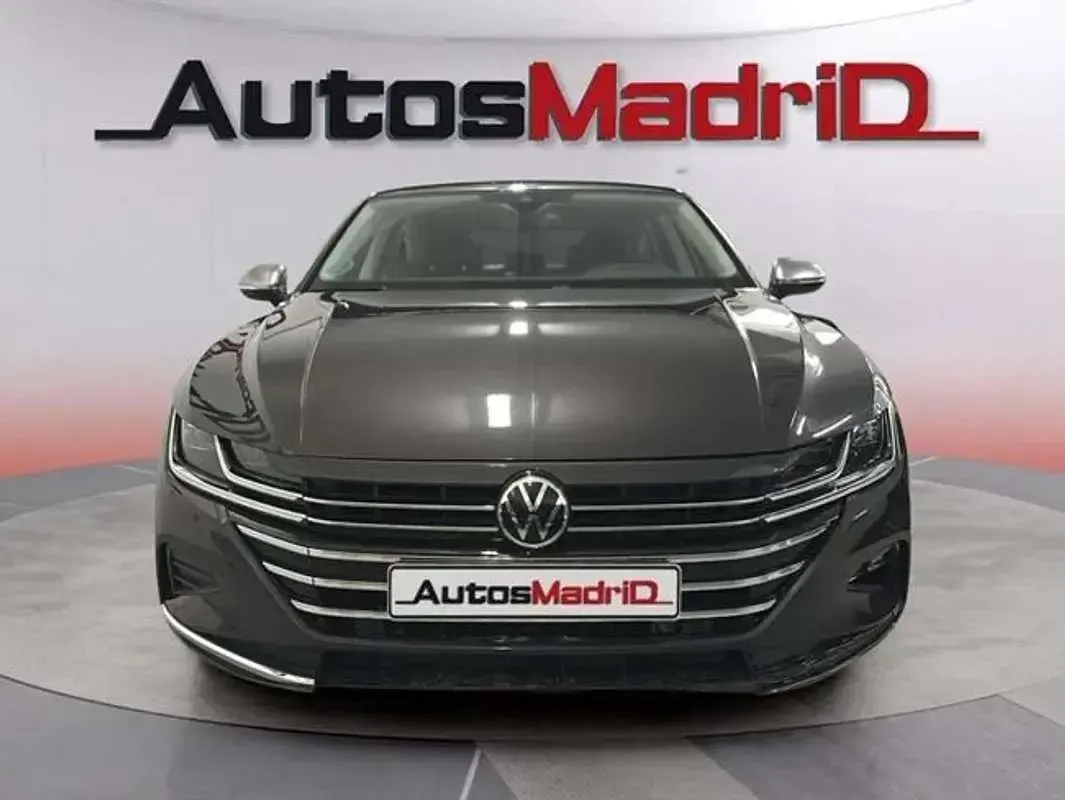 Usado VW Arteon Elegance 150 CV (110 kW) 2023 Negro Coupe