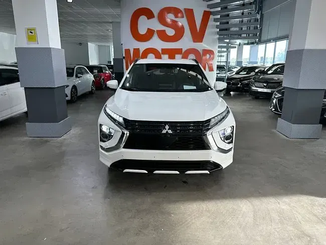Usado Mitsubishi Eclipse Cross 188 CV (138 kW) 2023 Blanco SUV