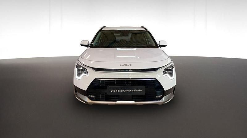 Usado Kia Niro 138 CV (101 kW) 2025 Blanco SUV