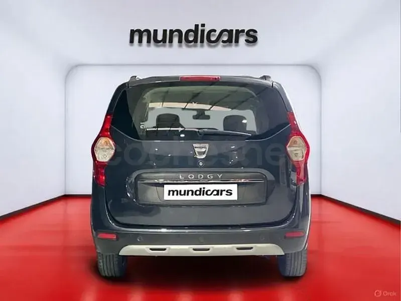 Usado Dacia Lodgy 107 CV (78 kW) 2018 Gris / plata Monovolumen