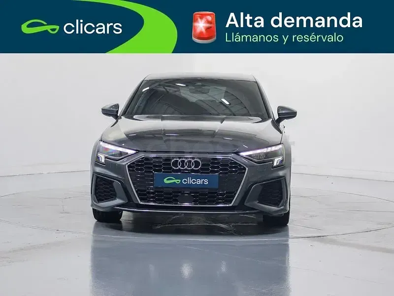 Usado Audi A3 S-Line 204 CV (150 kW) 2022 Gris / plata Berlina