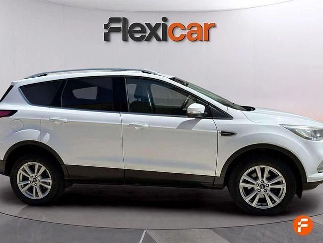 Usado Ford Kuga Trend+ 120 CV (88 kW) 2019 Blanco SUV