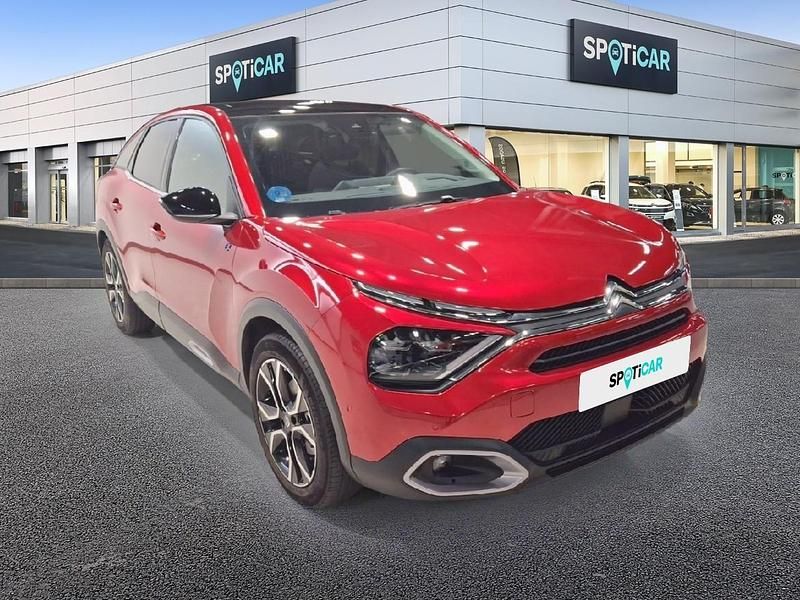 Usado Citroën e-C4 114 kW (156 CV) 2024 Rojo Berlina