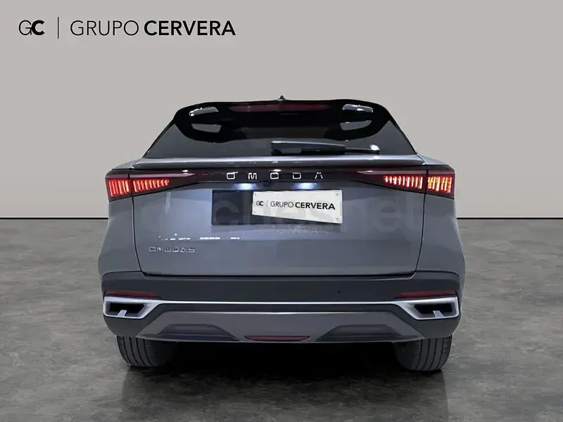 Usado Omoda 5 147 CV (108 kW) 2025 Gris / plata SUV