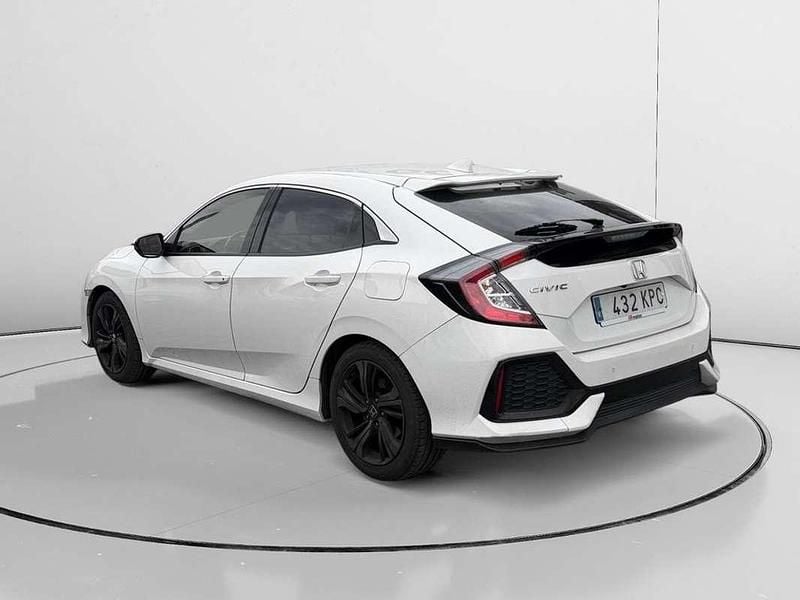 Usado Honda Civic Elegance 129 CV (94 kW) 2018 Blanco Utilitario