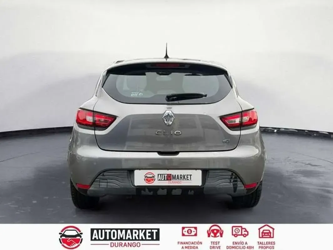 Usado Renault Clio IV LIMITED 75 CV (55 kW) 2015 Gris / plata Berlina