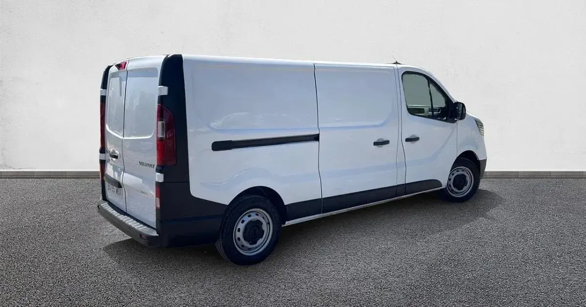 Usado Renault Trafic 150 CV (110 kW) 2023